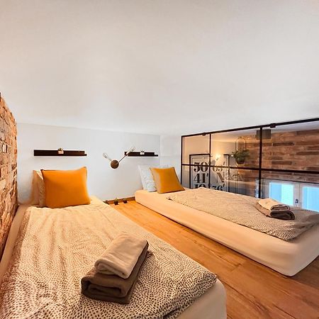 Large 75 M2 Apartment For 6 Guests Next To Wawel Castle クラクフ エクステリア 写真