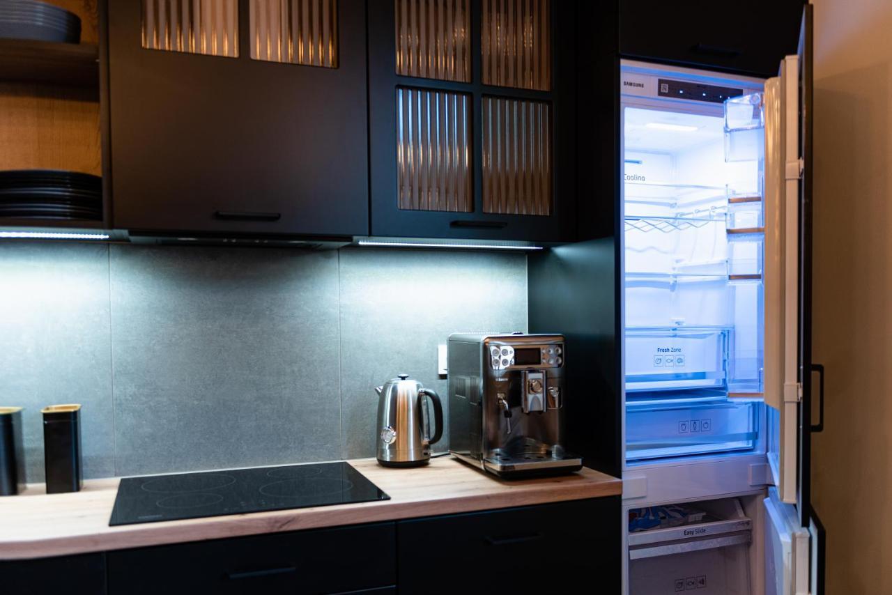 Large 75 M2 Apartment For 6 Guests Next To Wawel Castle クラクフ エクステリア 写真