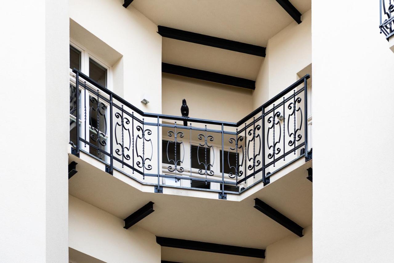 Large 75 M2 Apartment For 6 Guests Next To Wawel Castle クラクフ エクステリア 写真