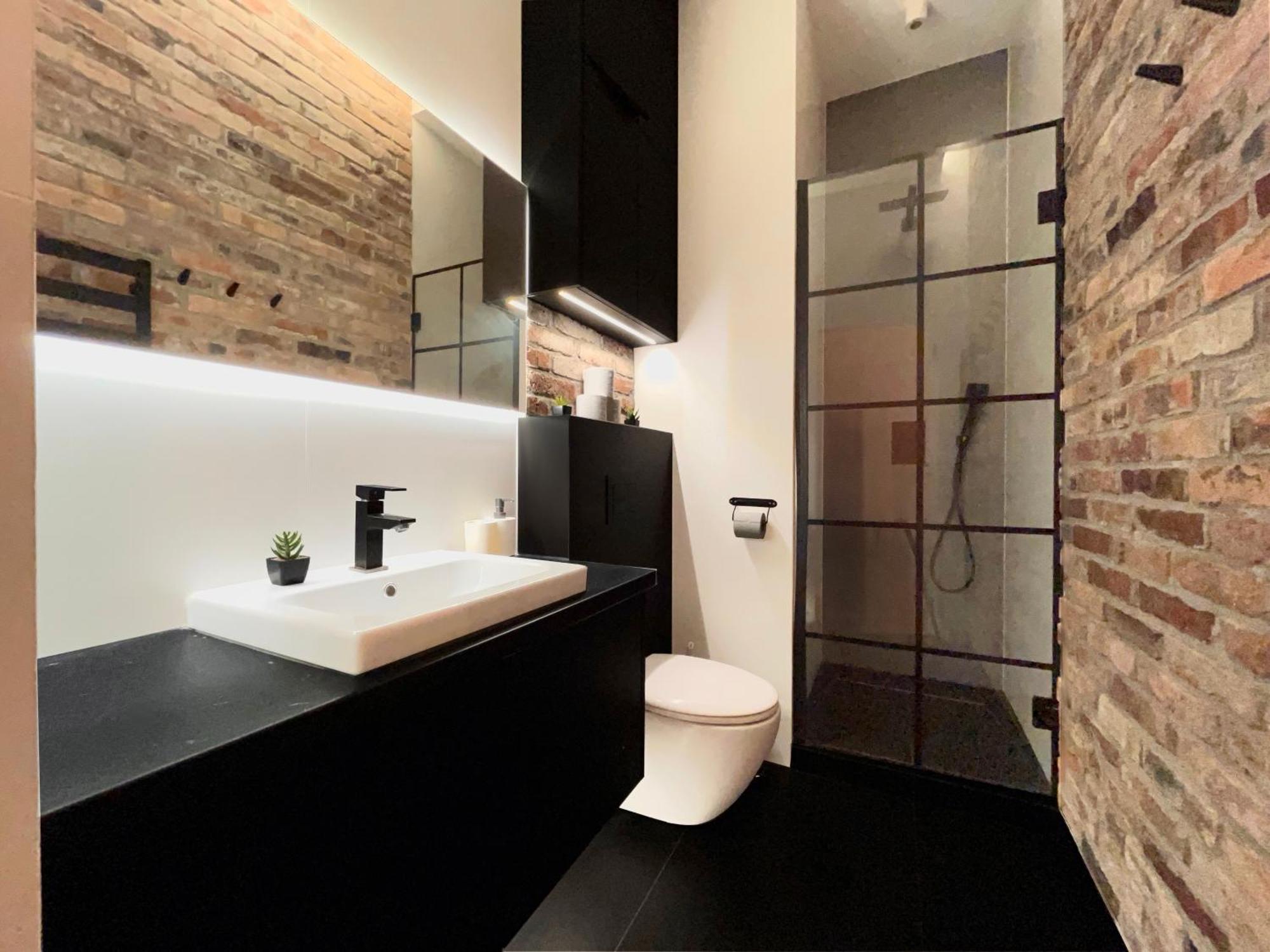 Large 75 M2 Apartment For 6 Guests Next To Wawel Castle クラクフ エクステリア 写真